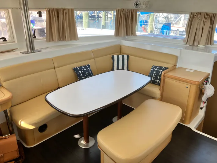 Mary Doll Yacht Photos Pics 