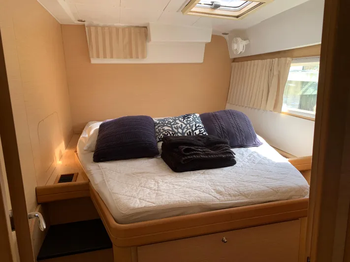 Mary Doll Yacht Photos Pics 