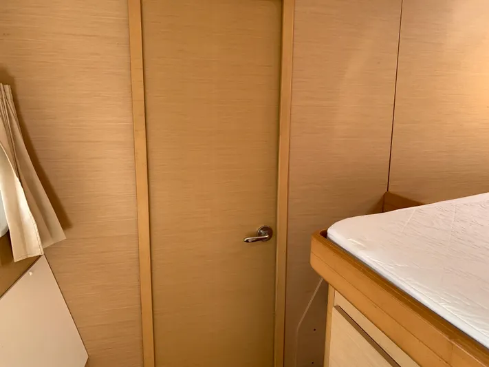 Mary Doll Yacht Photos Pics 