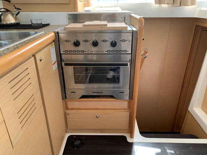 Mary Doll Yacht Photos Pics 