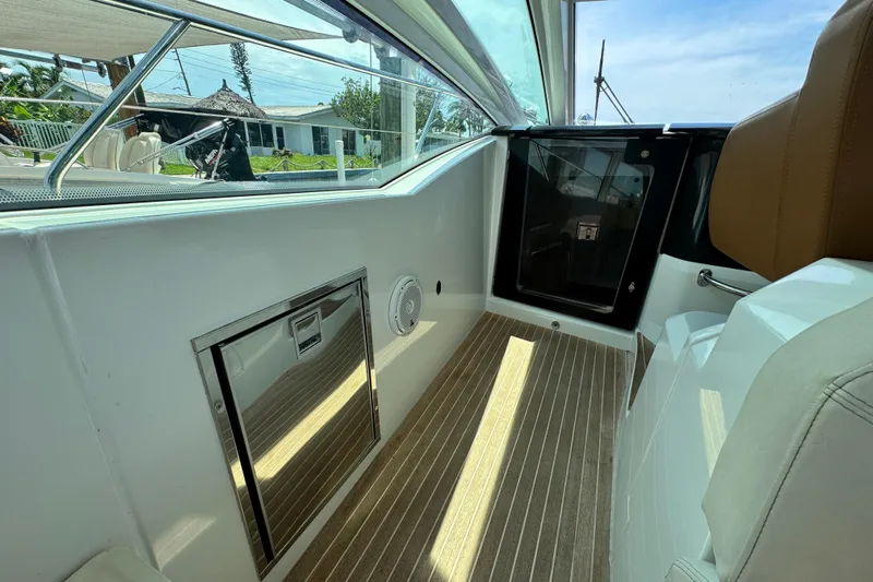  Yacht Photos Pics Interior view of 2018 Beneteau Gran Turismo 46 yacht, featuring sleek design and modern amenities.