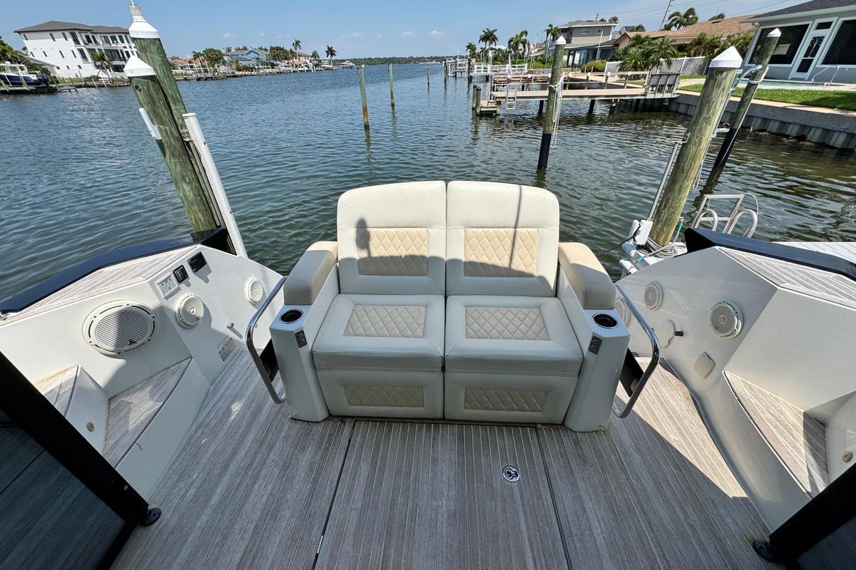 2018 Beneteau 48 