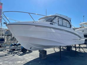 2023 Beneteau ANTARES 8 OB V2