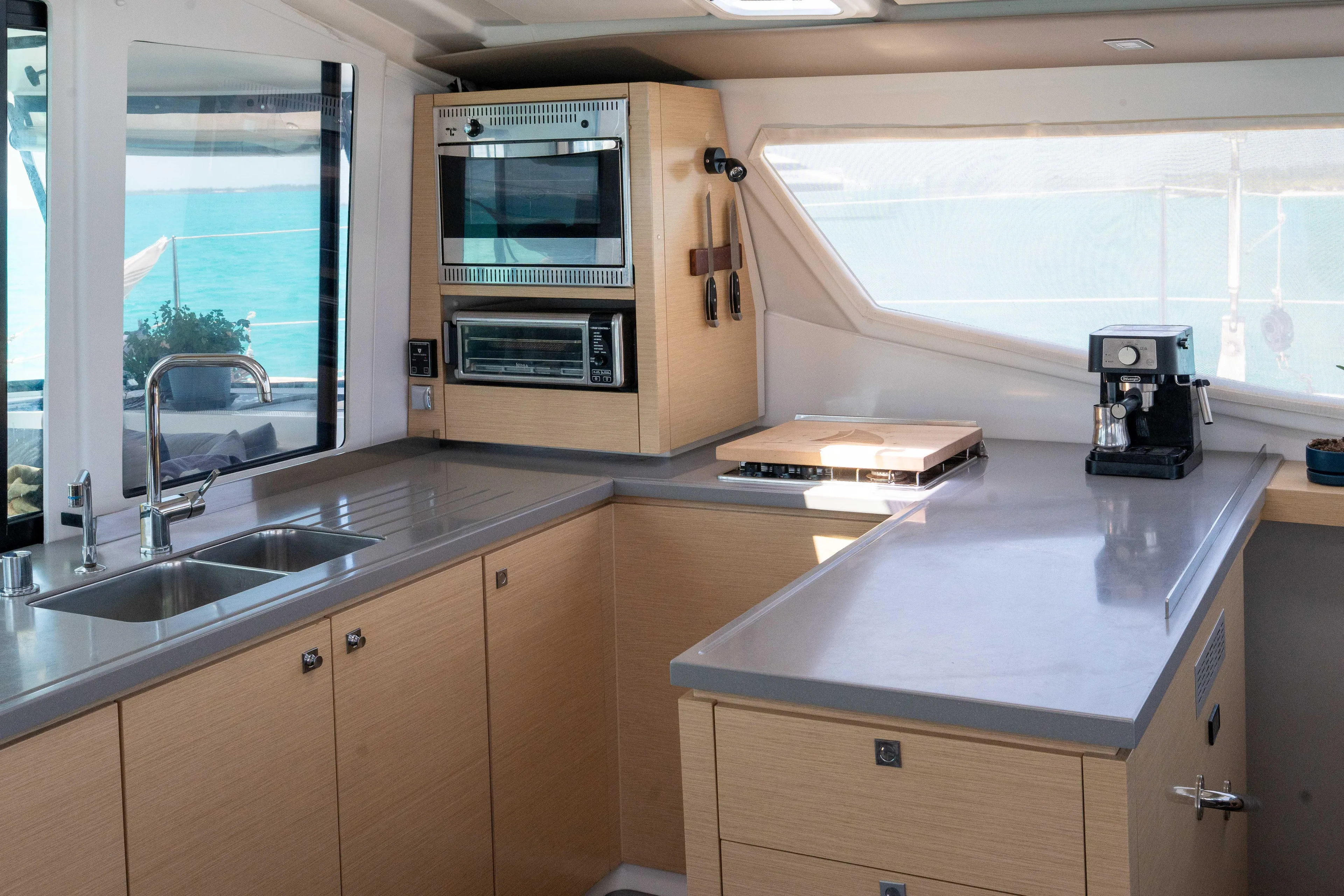 Haven Yacht Photos Pics 