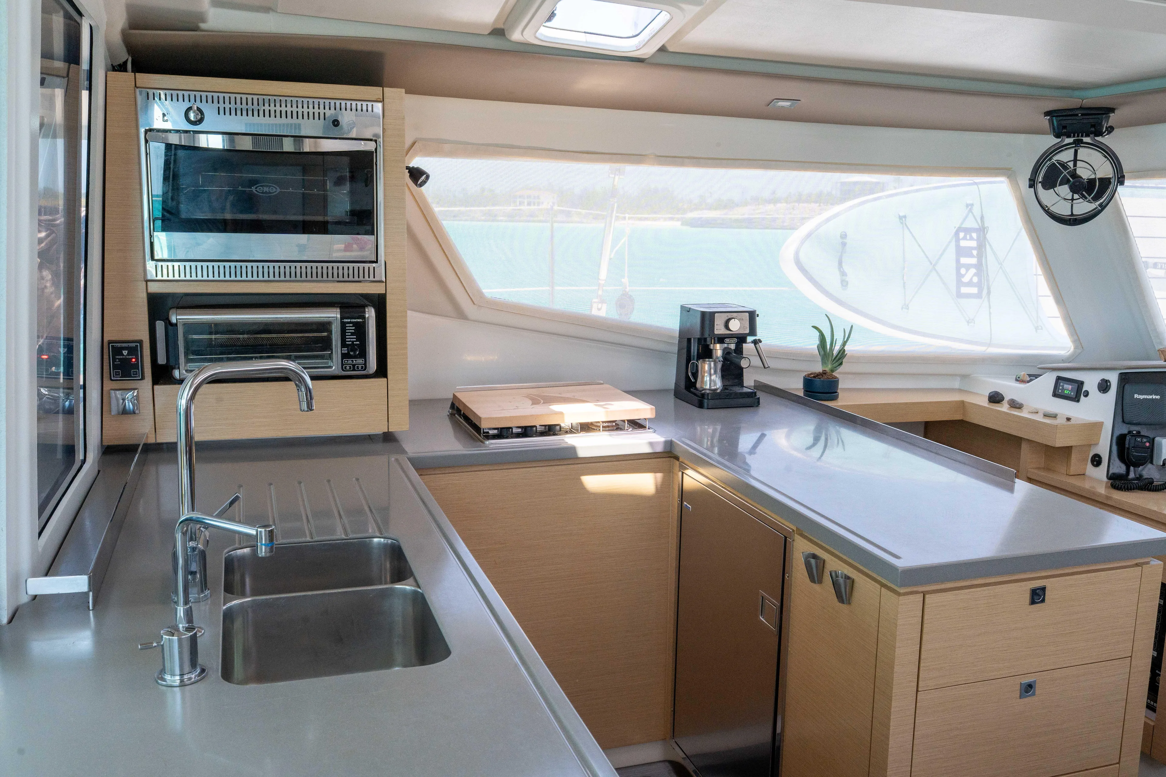 Haven Yacht Photos Pics 