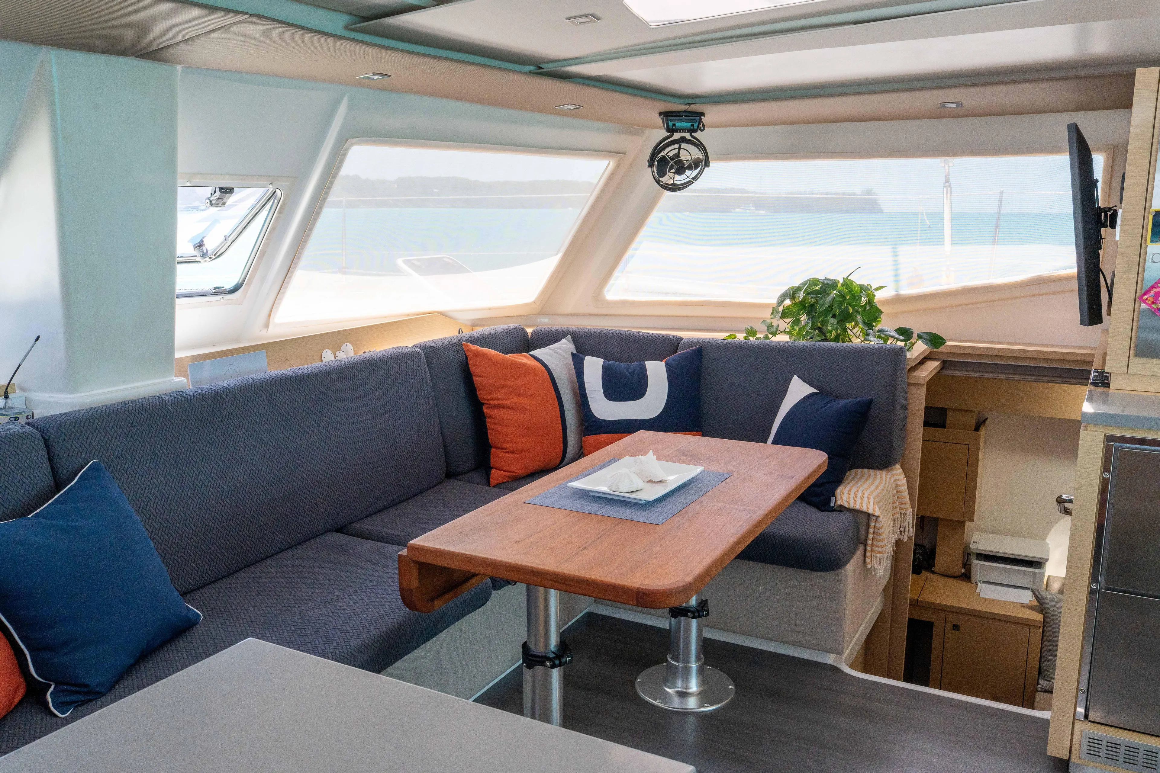 Haven Yacht Photos Pics 