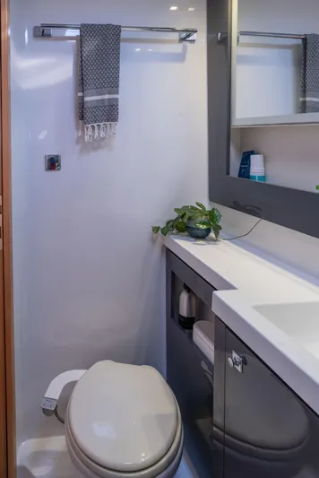 Haven Yacht Photos Pics 