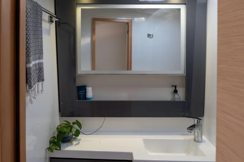 Haven Yacht Photos Pics 