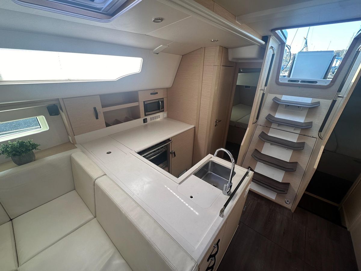 2018 Jeanneau 50 