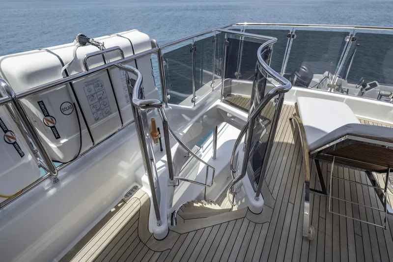 Far Niente Yacht Photos Pics 