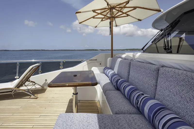 Far Niente Yacht Photos Pics 