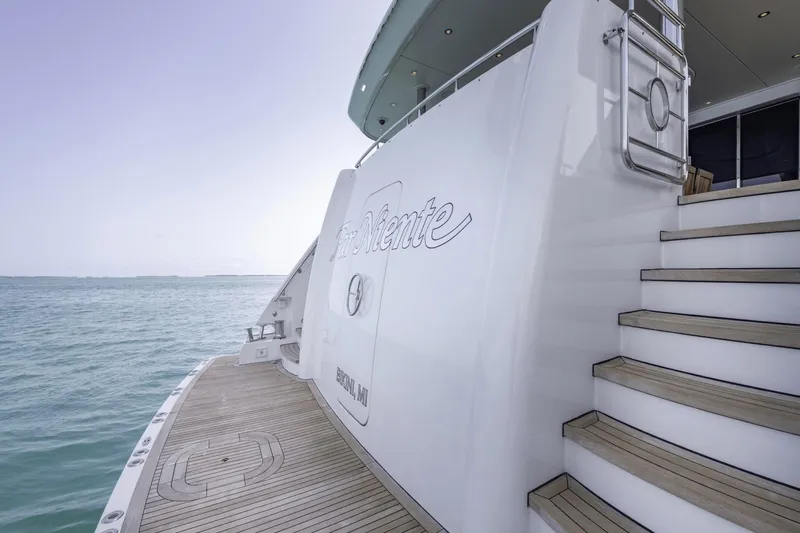 Far Niente Yacht Photos Pics 