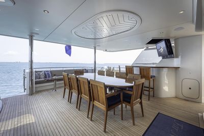 Yacht