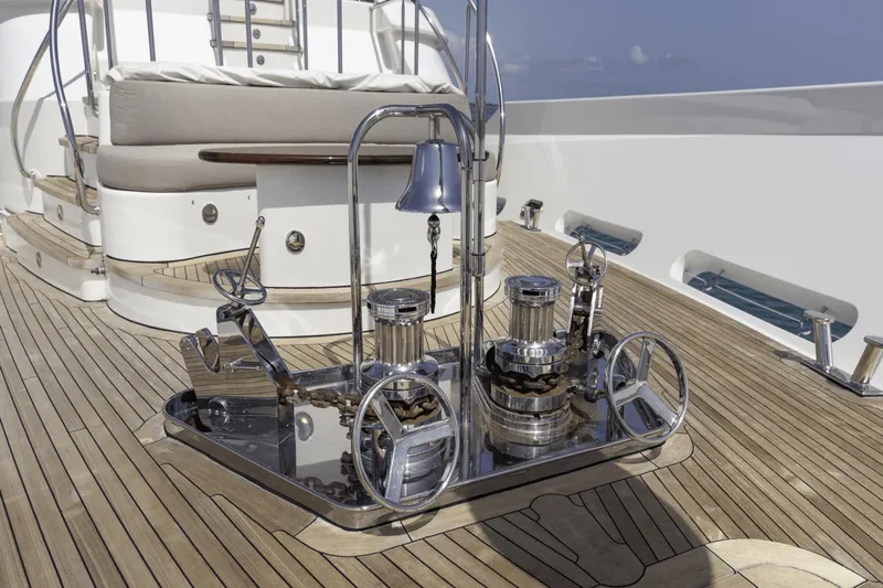 Far Niente Yacht Photos Pics 