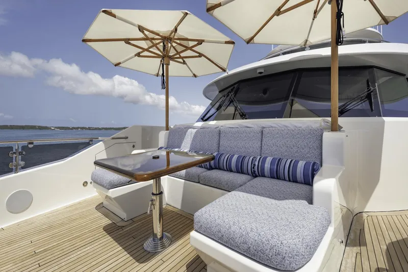 Far Niente Yacht Photos Pics 