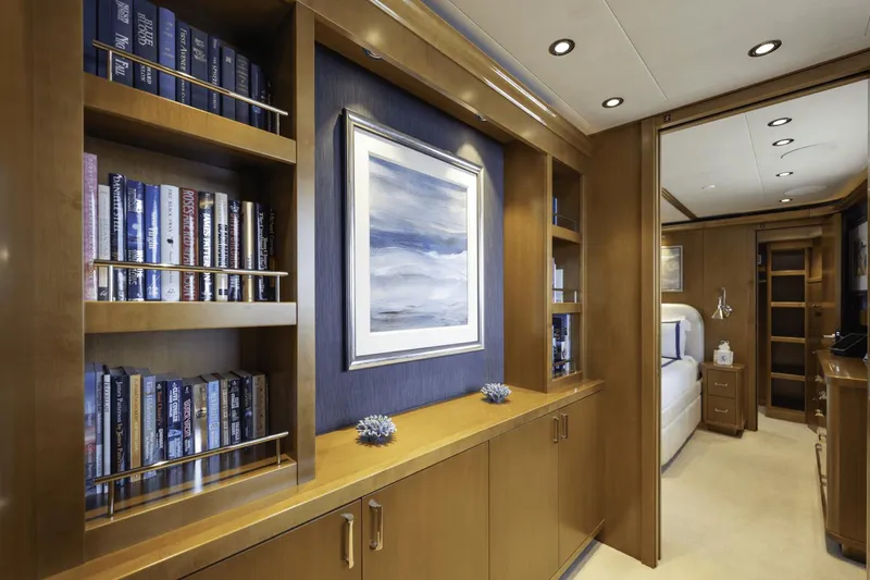 Far Niente Yacht Photos Pics 