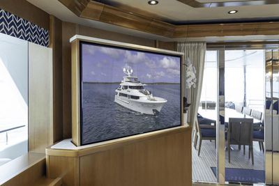 Yacht
