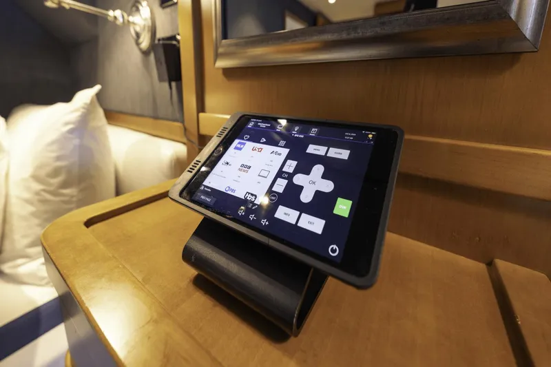 Far Niente Yacht Photos Pics 