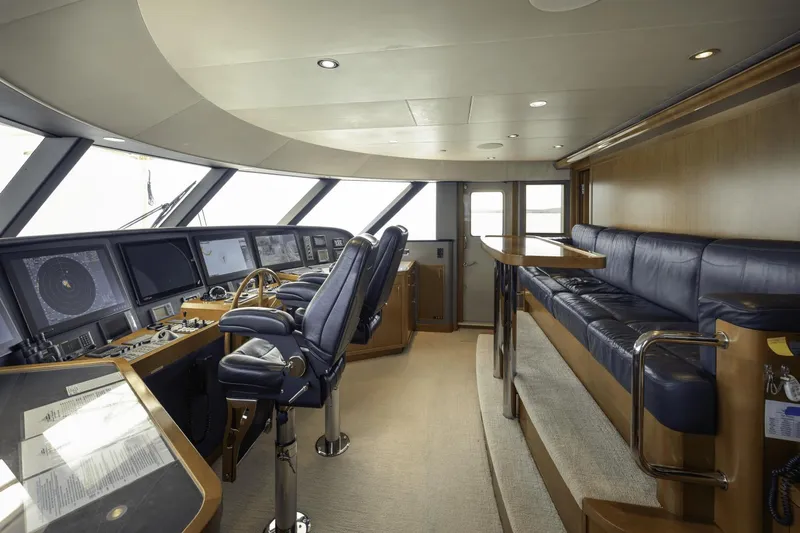 Far Niente Yacht Photos Pics 