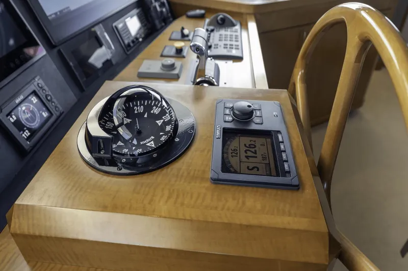 Far Niente Yacht Photos Pics 