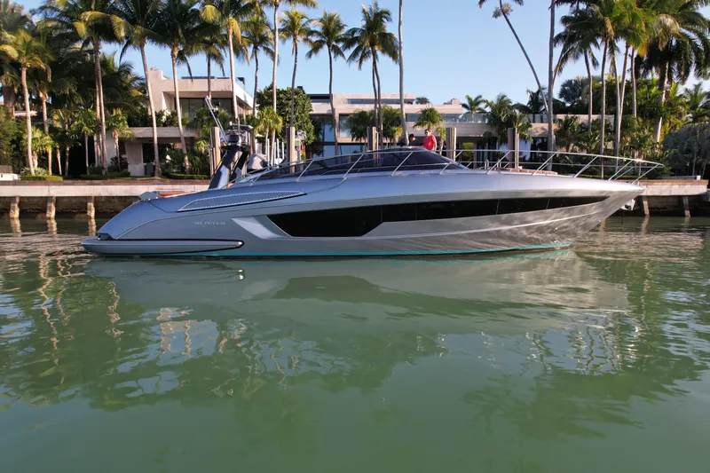 Grey Yacht Photos Pics 