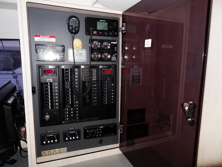 Anchor Beer Yacht Photos Pics 