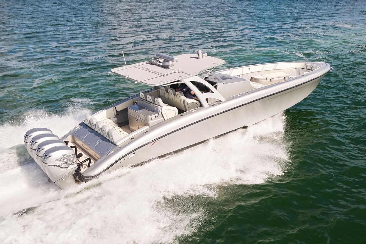 2019 Midnight Express 43 