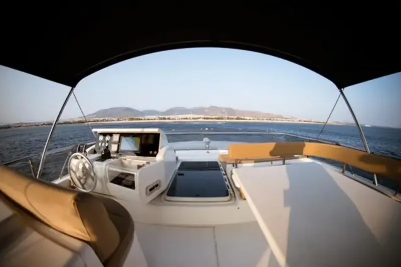 Hasard Yacht Photos Pics Luxury Ferretti Yachts 720, 2002 model, featuring spacious deck and helm view.