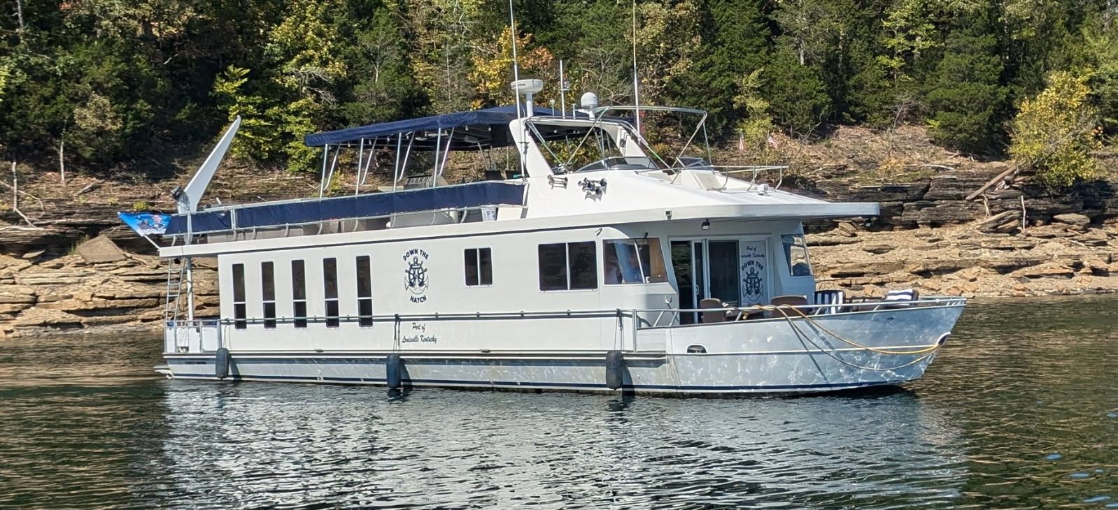 Monticello 70 River Yacht