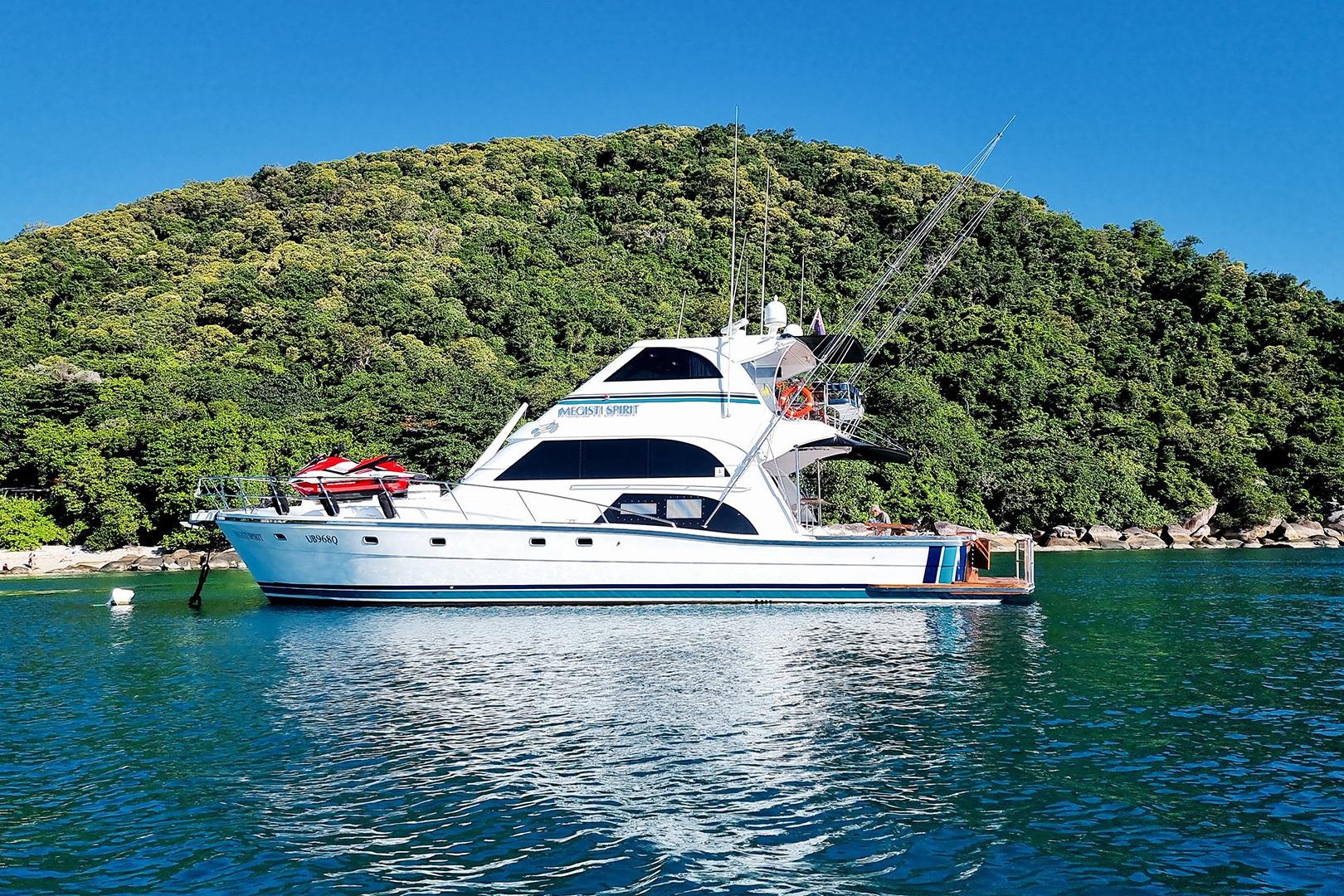 Custom 70 Flybridge Cruiser