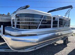 Godfrey Pontoons Sweetwater Xperience 1886 CX