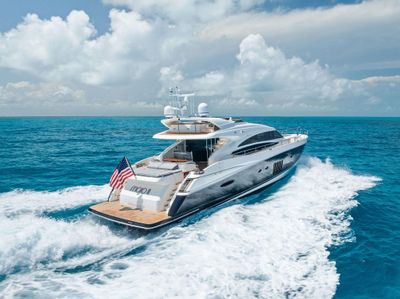 Yacht