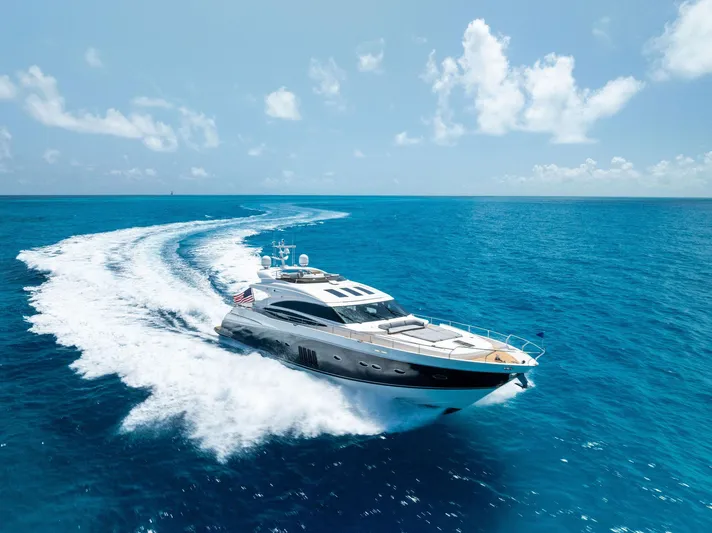 Mojo II Yacht Photos Pics 