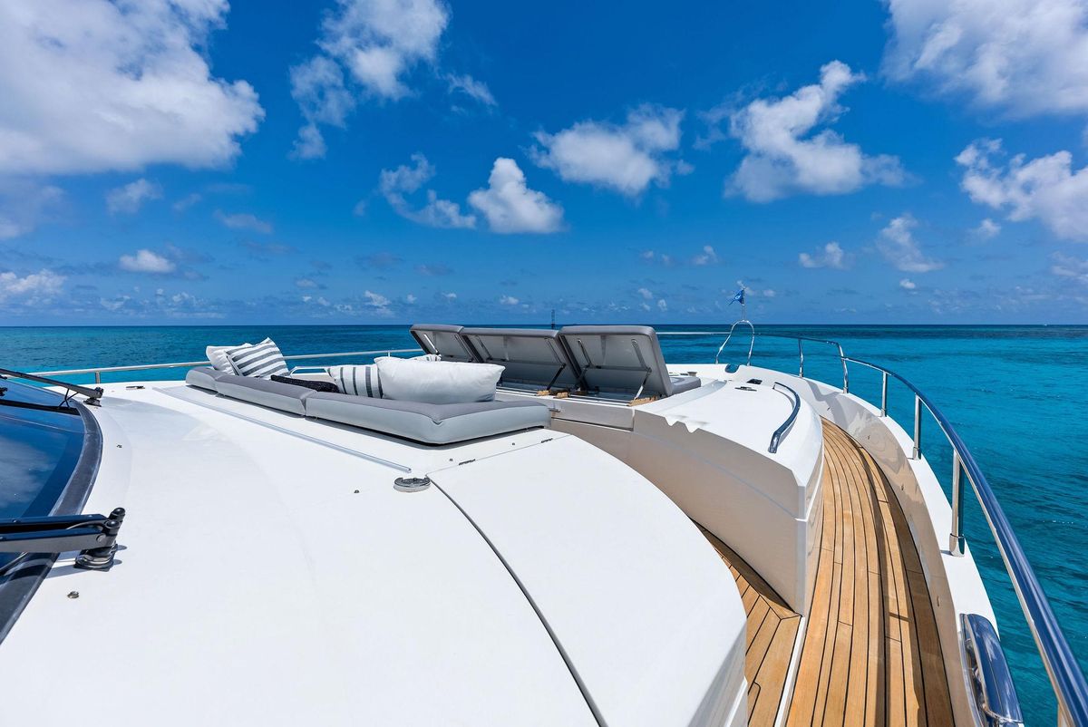 2009 Princess 85 