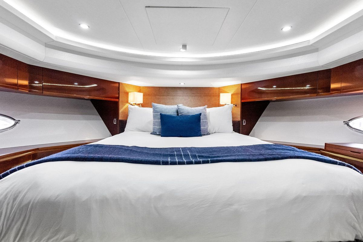 2009 Princess 85 