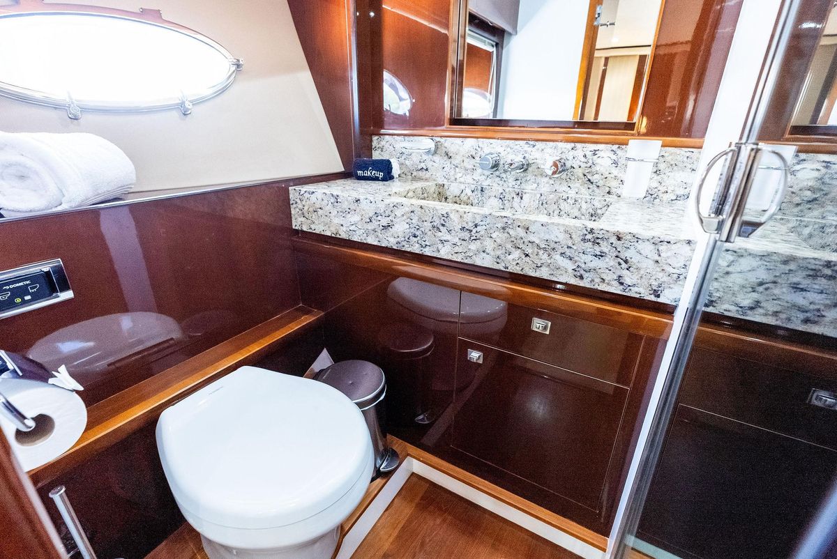 2009 Princess 85 