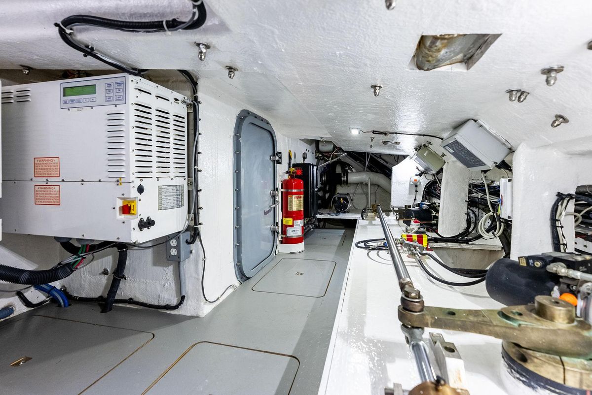 2009 Princess 85 