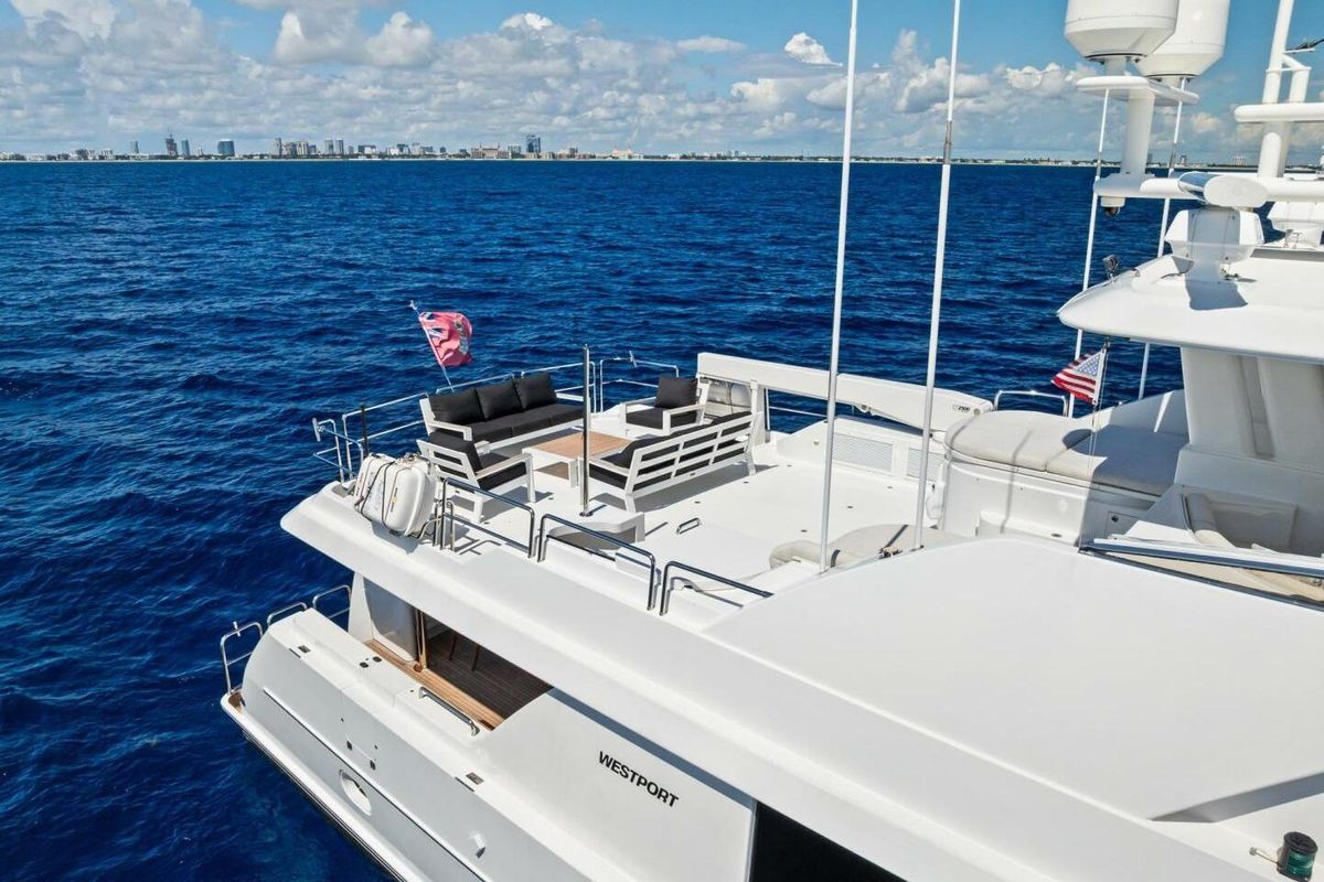 2011 Westport 112 