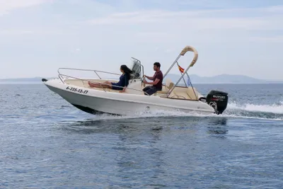 2017 Capelli 520