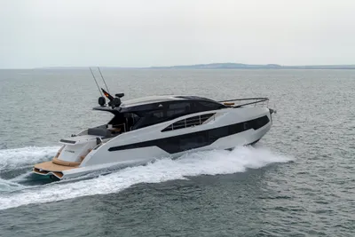 Astondoa 677 Coupe
