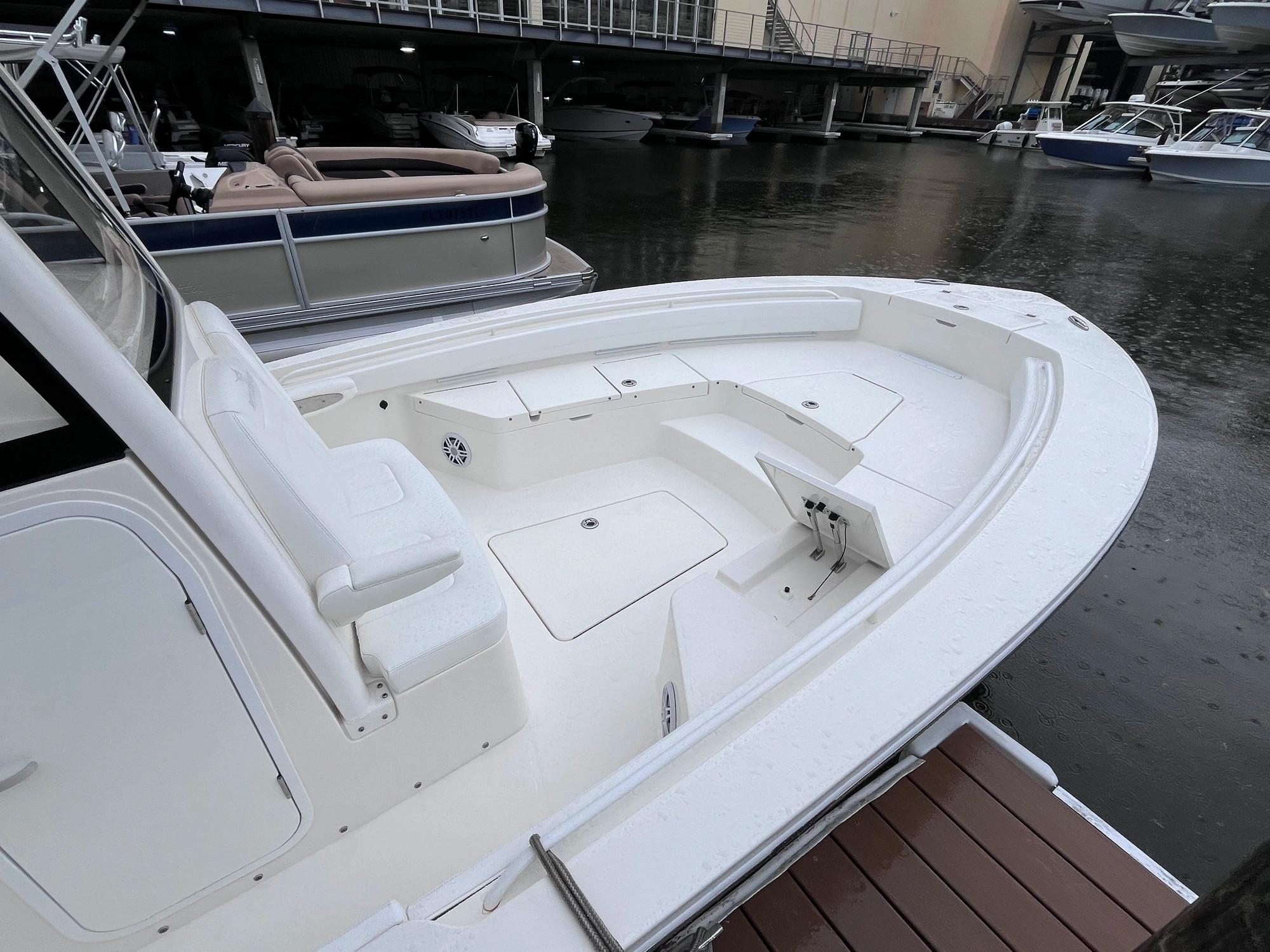 2021 Regulator 26 XO Center Console for sale YachtWorld