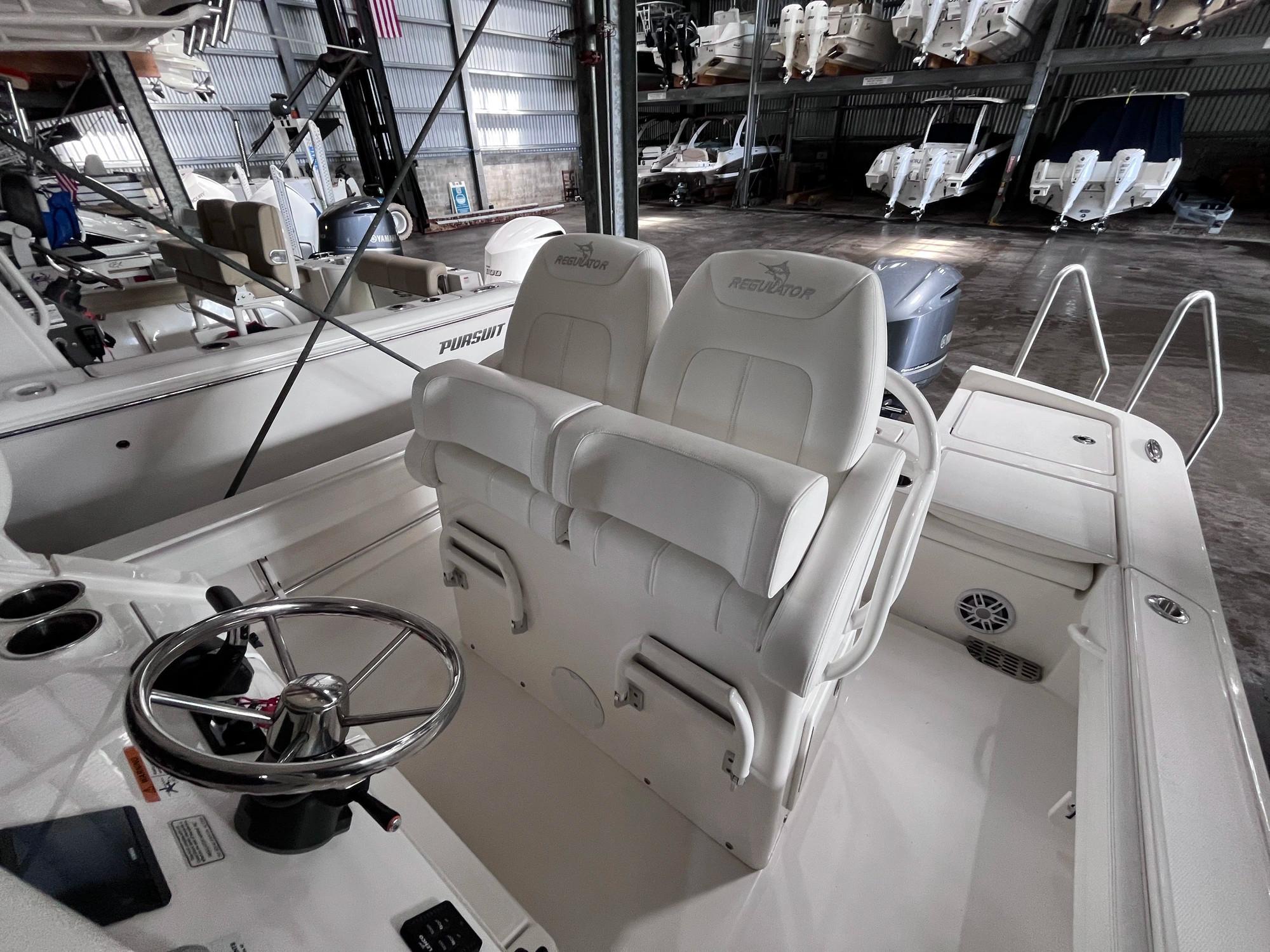 2021 Regulator 26 XO Center Console for sale YachtWorld