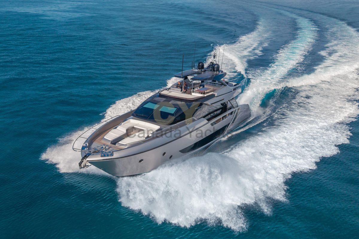 2026 Riva 82 