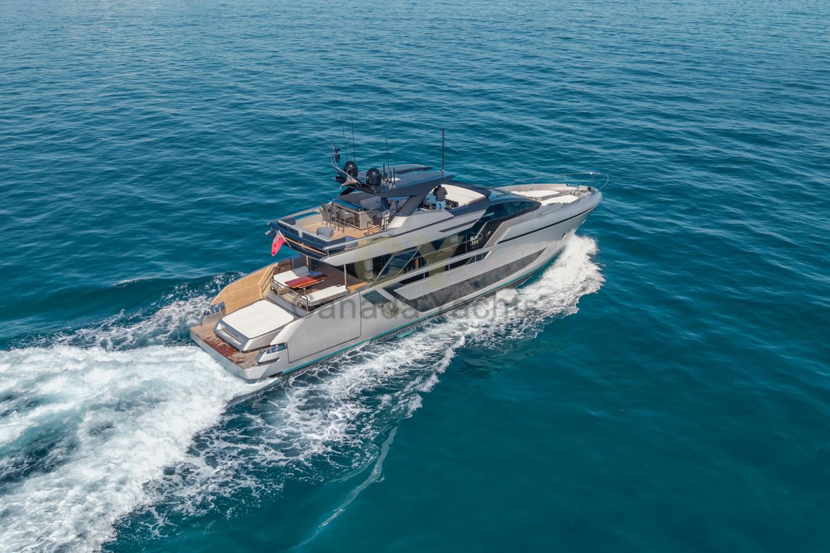 2026 Riva 82 