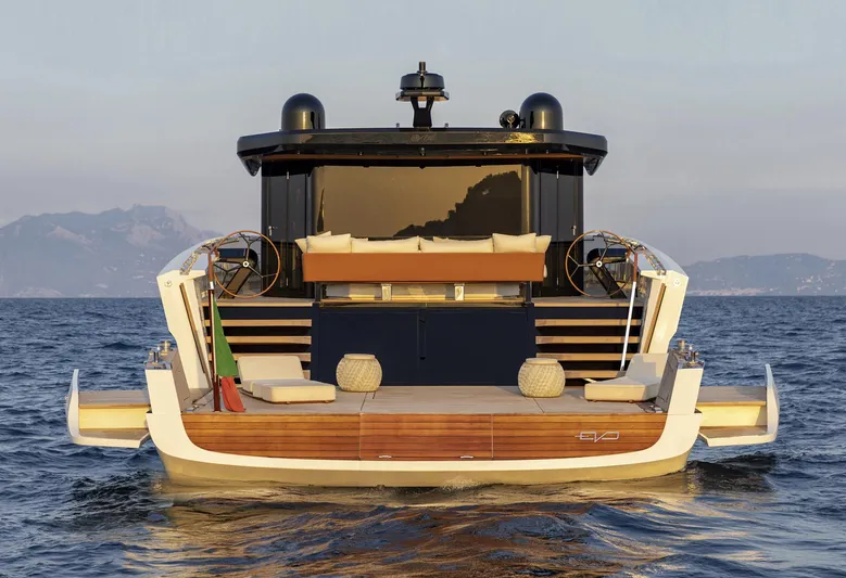 New Yacht Photos Pics 