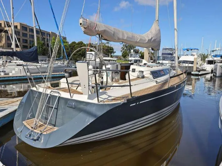Nora Yacht Photos Pics 