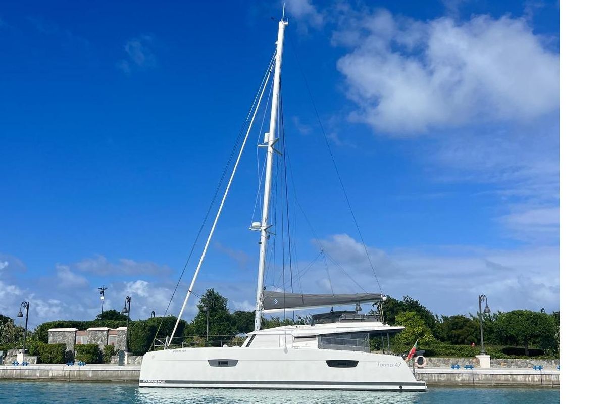 2022 Fountaine Pajot 45 