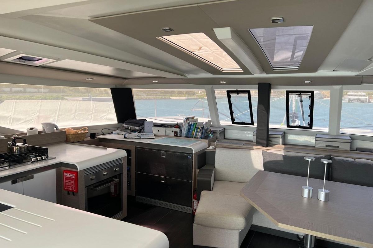 2022 Fountaine Pajot 45 