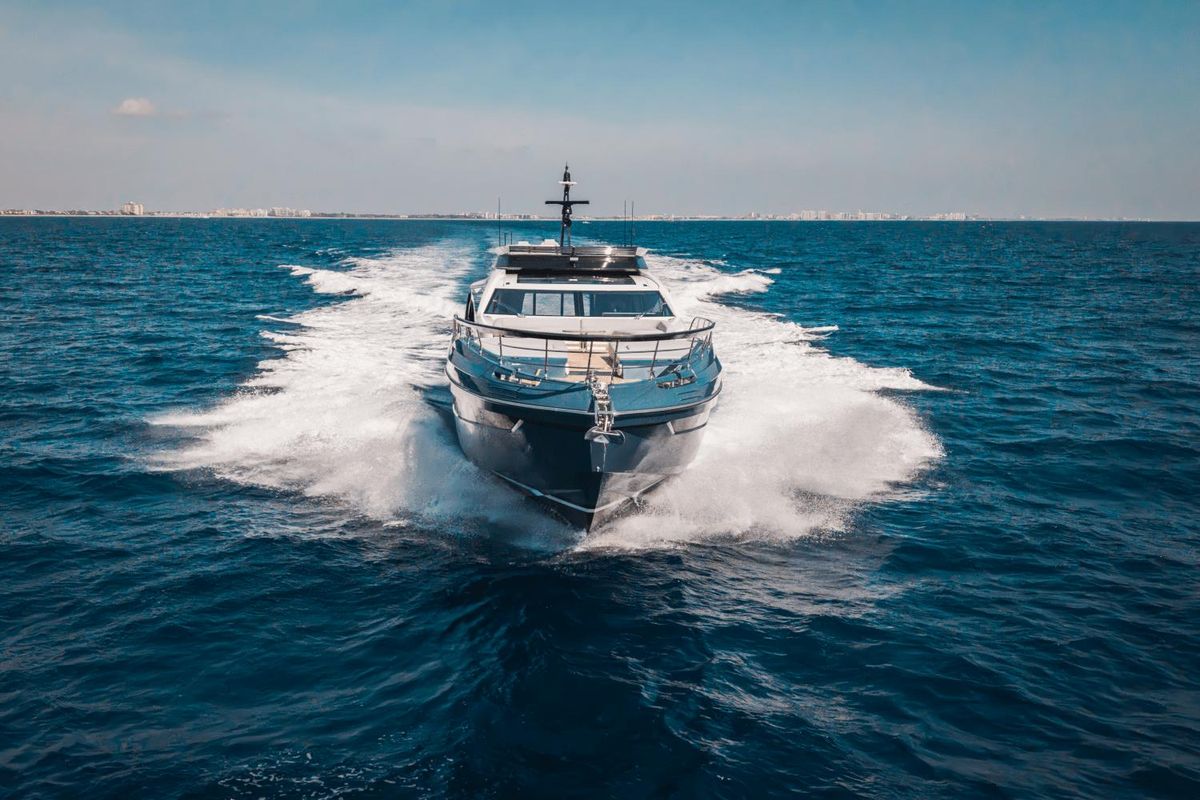 2025 Azimut 80 
