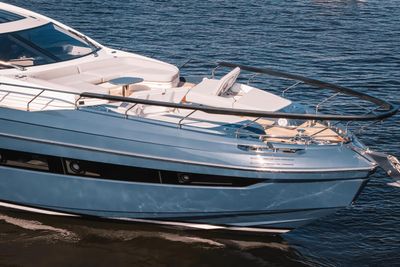 Yacht